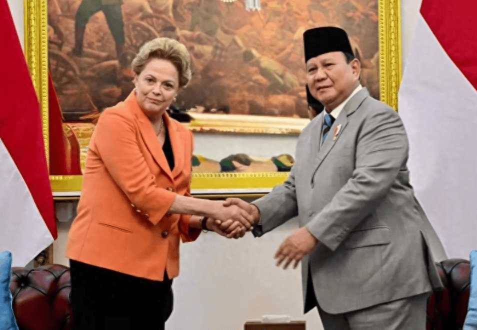 成为金砖成员国不久，这国正式官宣，对外释放特殊信号，美顿感大事不妙