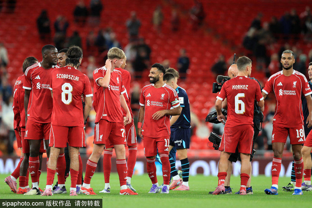 卡拉格点评利物浦防线:萨拉赫和科纳特表现糟糕,范迪克缺席后果不堪设想