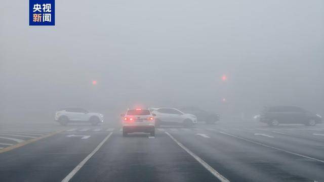 宁夏发布多条大雾橙色预警 部分高速路段实施交通管制