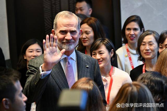 时隔18年来华，第一站没去北京，这个国王的行程安排，大有深意